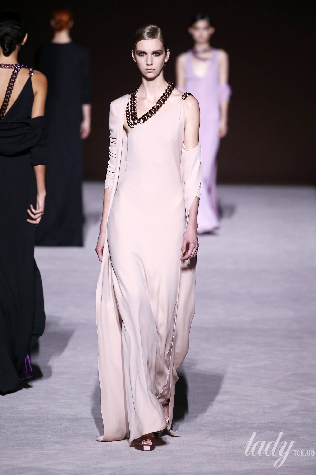 Коллекция Tom Ford прет-а-порте сезона осень-зима 2019-2020_41
