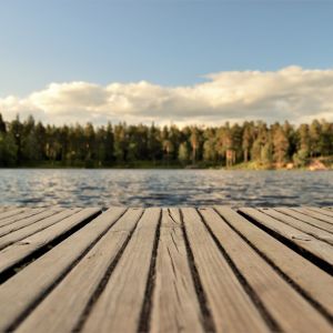 Чрезвычайная пожарная опасность, жара, а местами дожди – погода на вторник