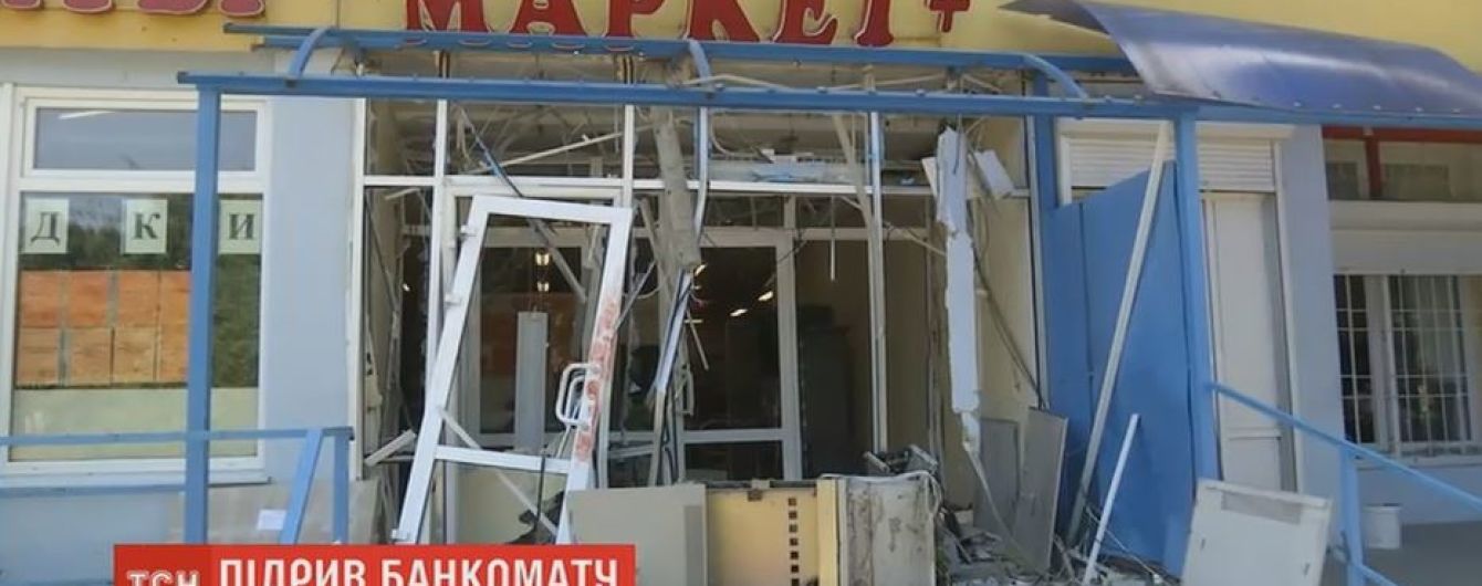 У Харкові люди у масках підірвали банкомат і викрали всі кошти