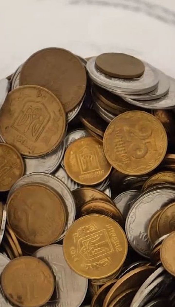 П’ятигривневі монети та купюри номіналом в тисячу: чи варто панікувати українцям