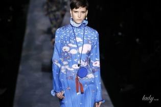 Плісування, рюші та принти в колекції Givenchy сезону осінь-зима 2019-2020