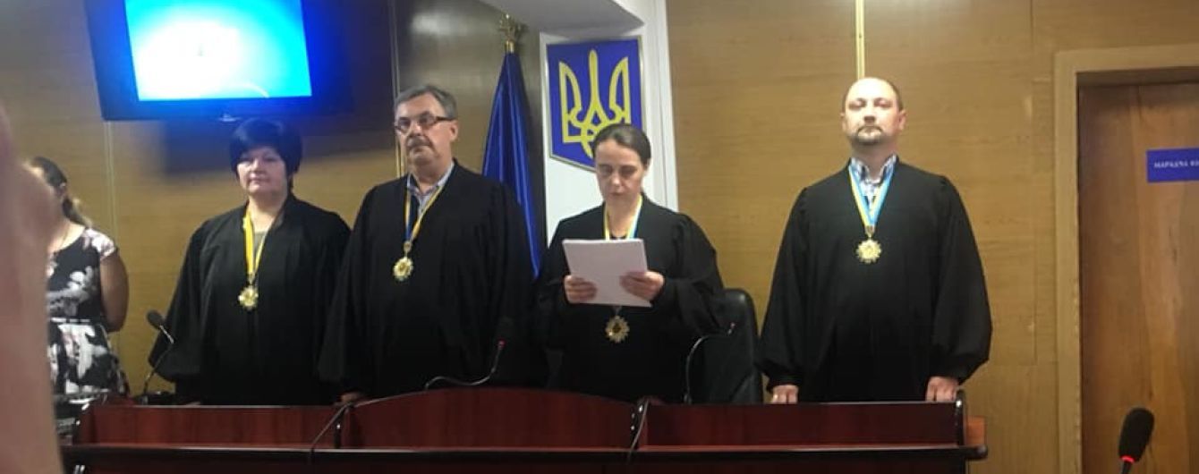 Судьи отпустили из-под стражи двух из пяти обвиняемых в жестоком убийстве журналиста Сергиенко
