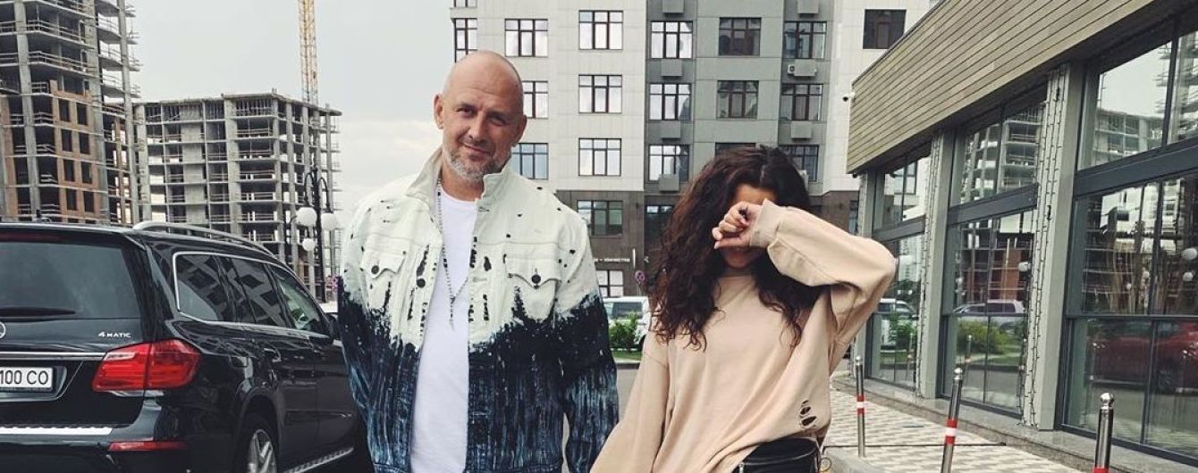 Потап показал, как лечит больную Каменских лизуном