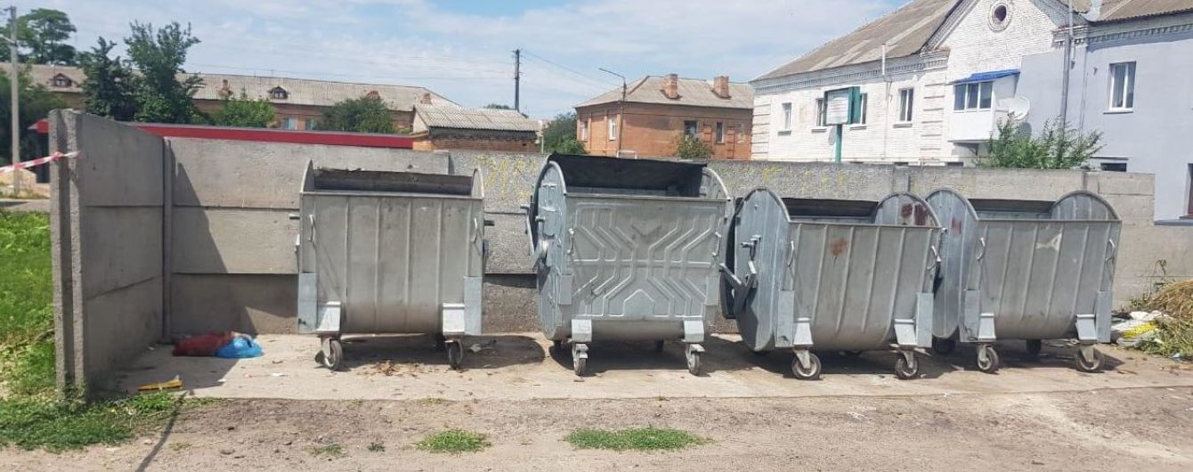 На Киевщине прохожие нашли возле мусорного бака мертвого младенца