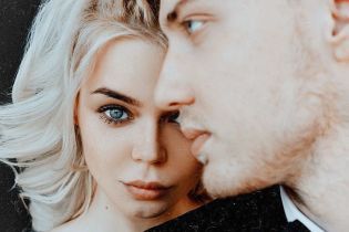 Алина Гросу показала неопубликованные фото со свадьбы в lyric-видео на песню, которую посвятила мужу