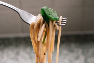 Популярный продукт про запас: как выбирать и с чем готовить макароны