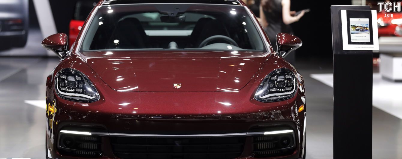 В России отзывают огромную партию Porsche Panamera из-за огнеопасного дефекта