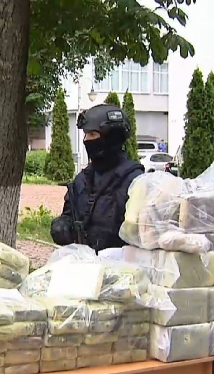 У середмісті столиці правоохоронці вилучили 400 кілограмів кокаїну
