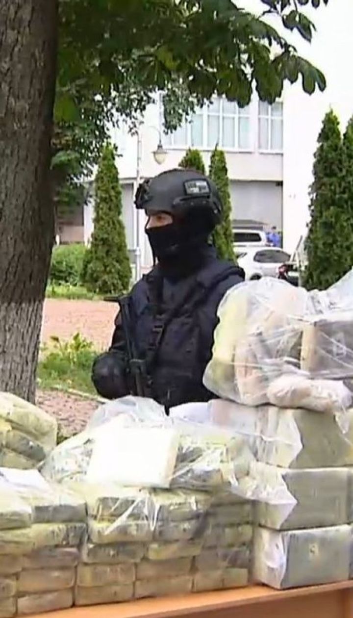 В центре столицы правоохранители изъяли 400 килограммов кокаина