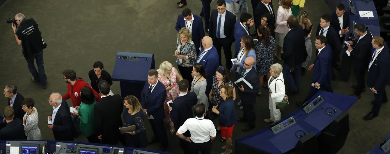 В Европарламенте хотят создать группу в поддержку мирных инициатив Украины
