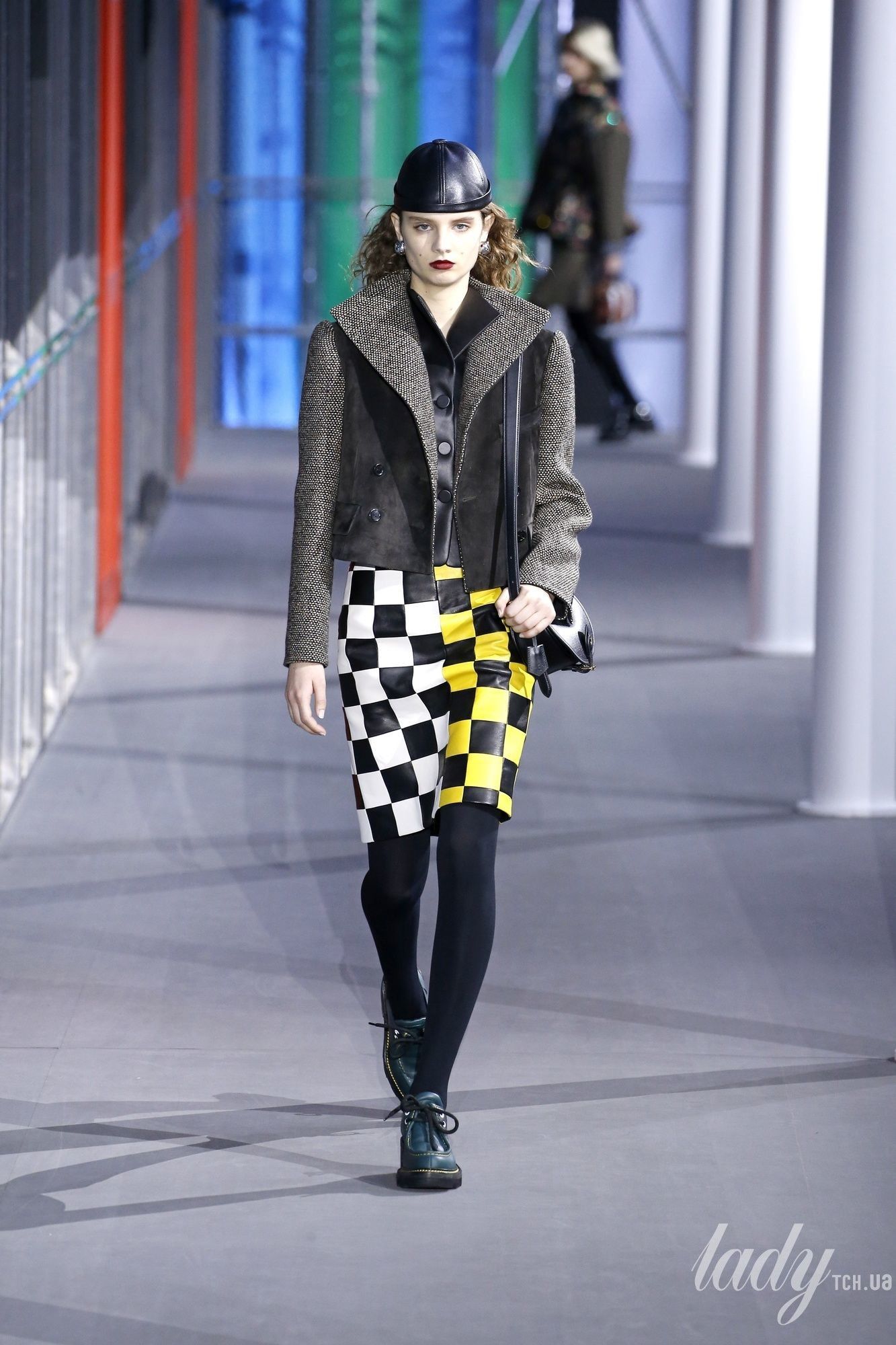 Коллекция Louis Vuitton прет-а-порте сезона осень-зима 2019-2020_19