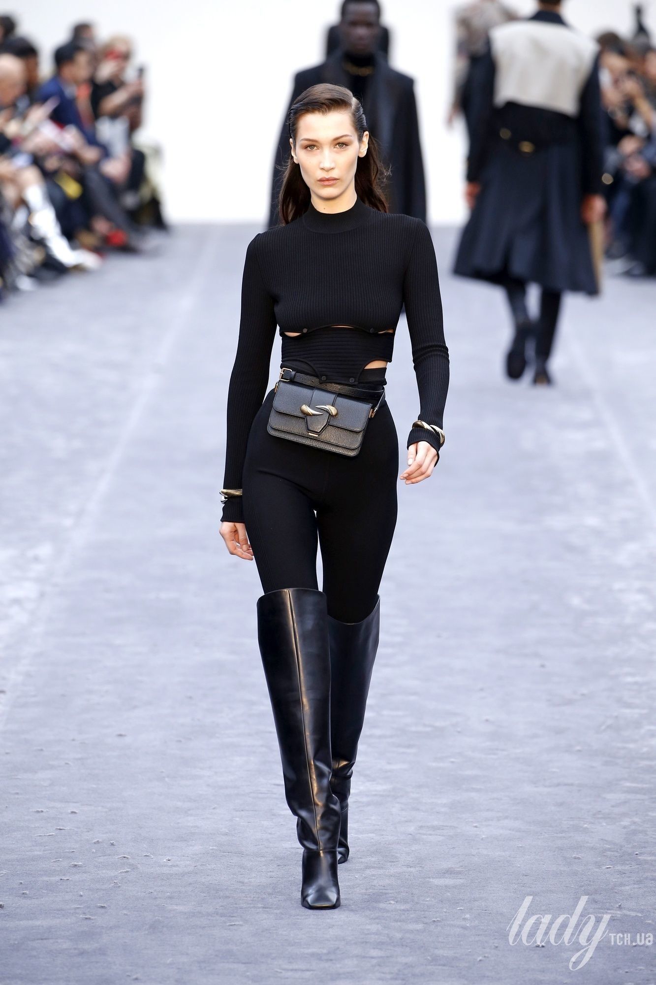 Коллекция Roberto Cavalli прет-а-порте сезона осень-зима 2019-2020_55