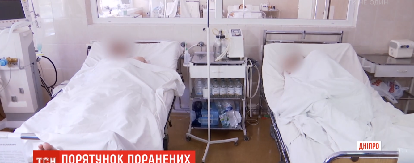 В Днепре медики борются за жизнь двух тяжелораненых бойцов