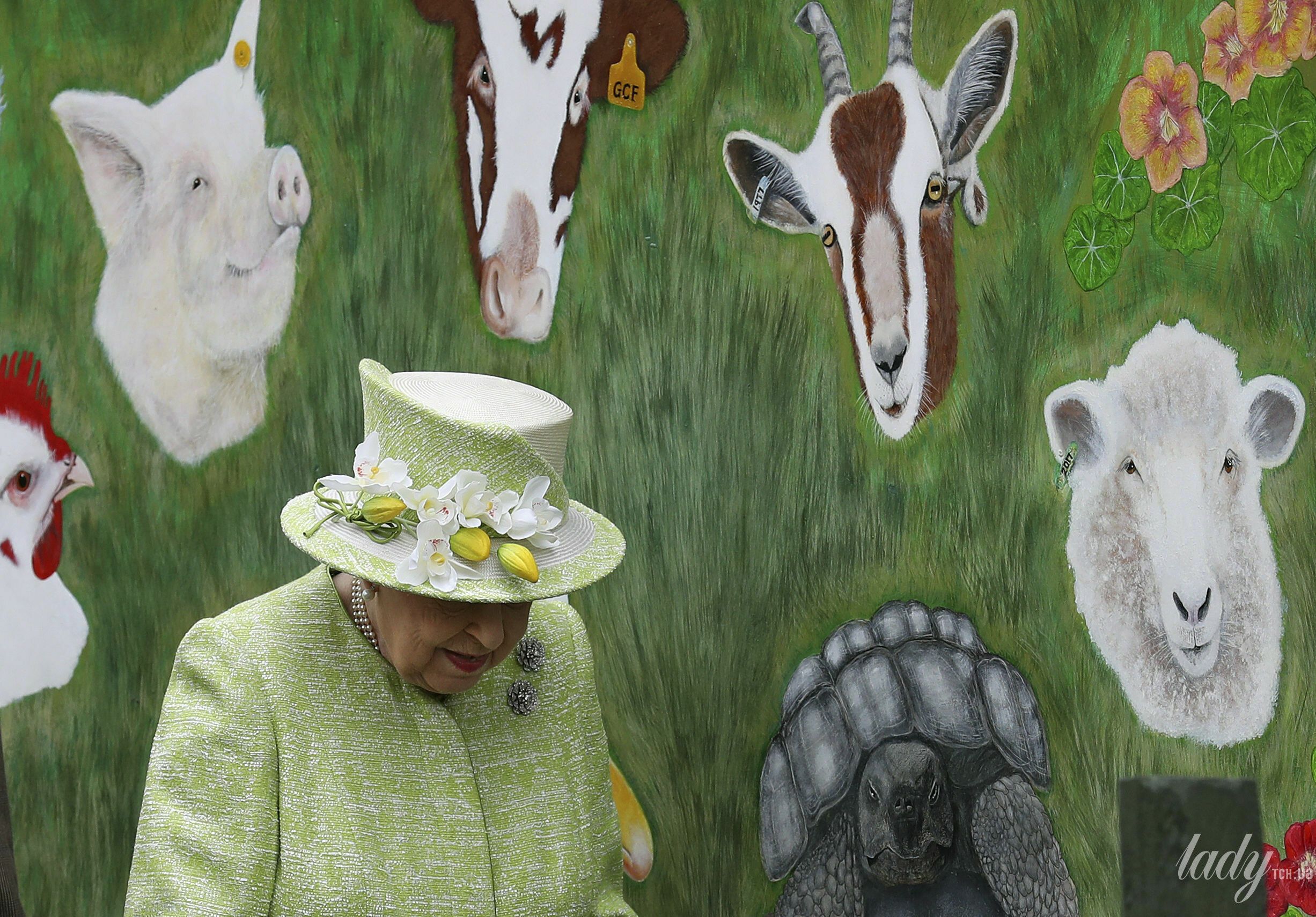 Королева Елизавета II_2