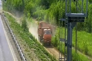 В России показали, как бороться с пунктами взвешивания фур. Видео