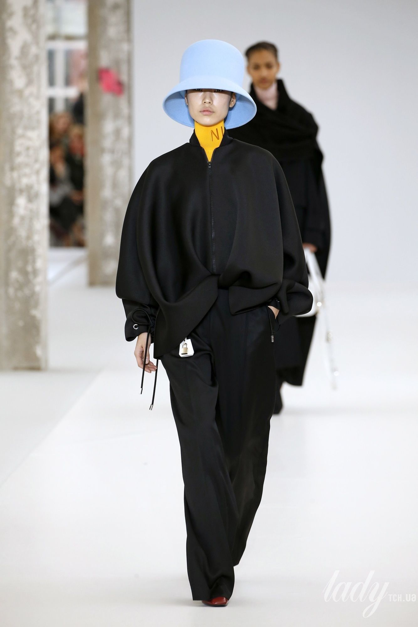 Коллекция Nina Ricci прет-а-порте сезона осень-зима 2019-2020_24