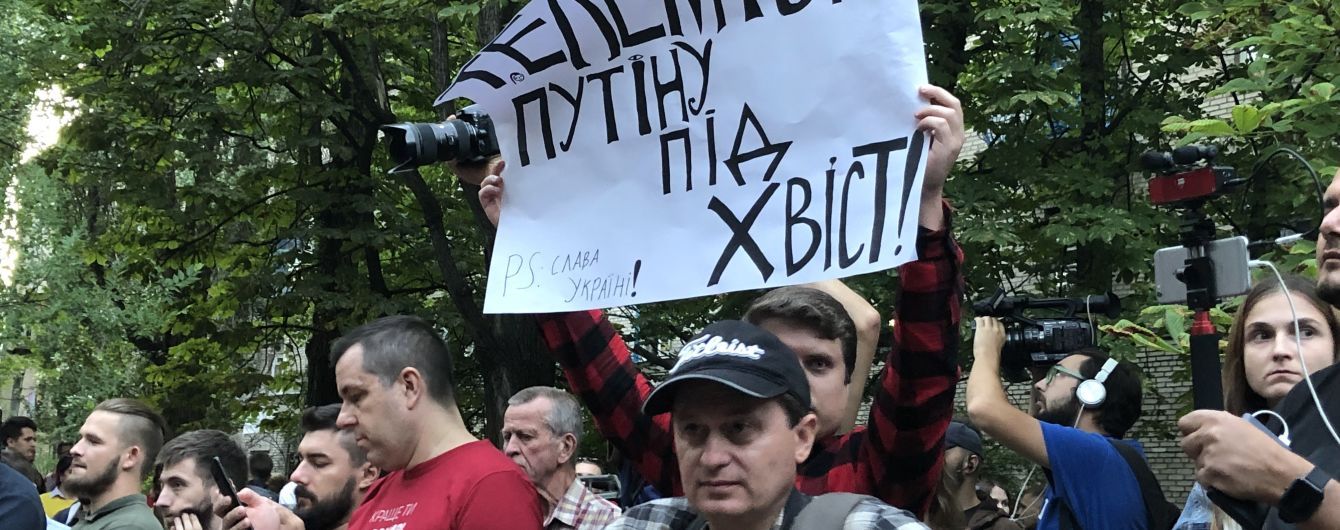 Телебомба не взорвалась: скандал вокруг NewsOne и "Россия 24" всколыхнул украинское общество