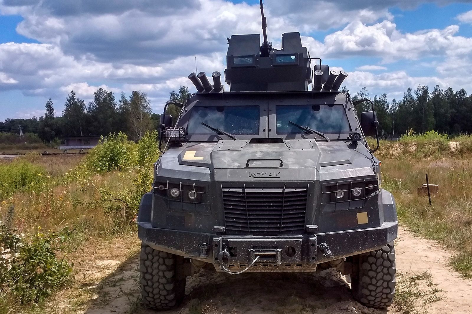 броньовик "Козак-2М1"_2