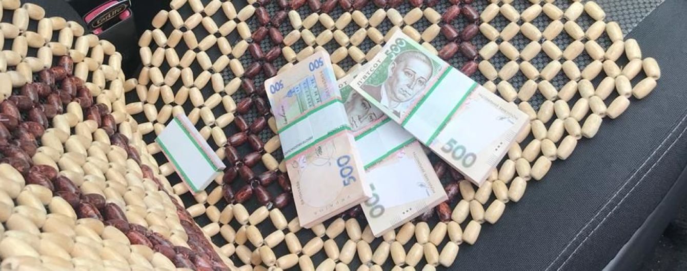 Военная прокуратура Винницкого гарнизона задержала на взятке полицейского