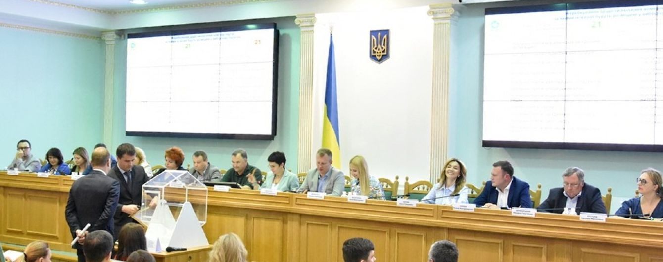Успеть до полуночи. ЦИК пообещала объявить окончательные результаты парламентских выборов