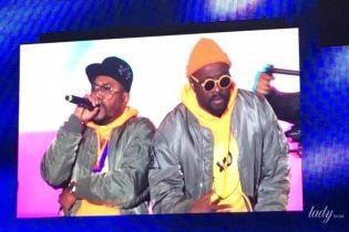 Стильні вбрання, улюблені хіти і нова солістка: легендарні Black Eyed Peas запалили на Atlas Weekend