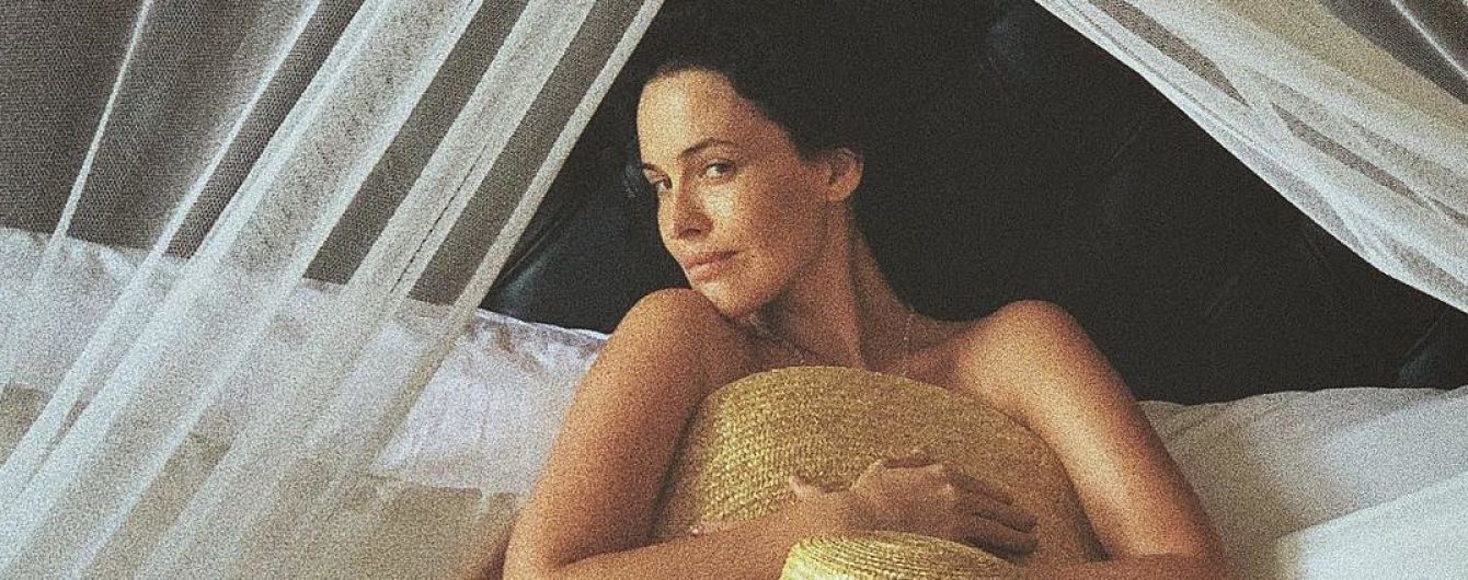 Полякова, Каменских и Астафьева: звезды, которые оголяли свои попы