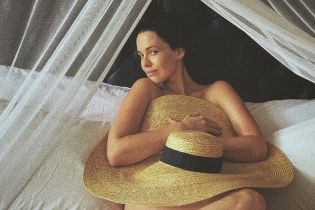 Полякова, Каменских и Астафьева: звезды, которые оголяли свои попы