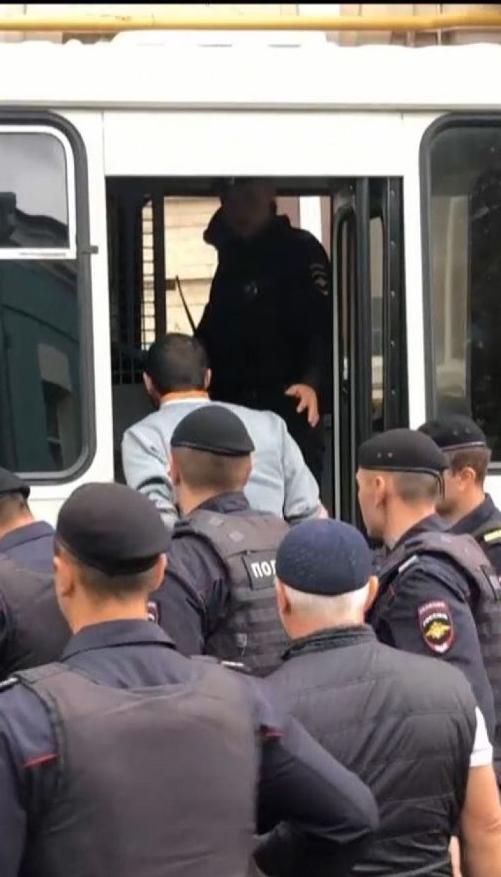 В Москве задержали крымских татар, которые приехали на апелляцию фигурантов дела "Хизб ут-Тахрир"