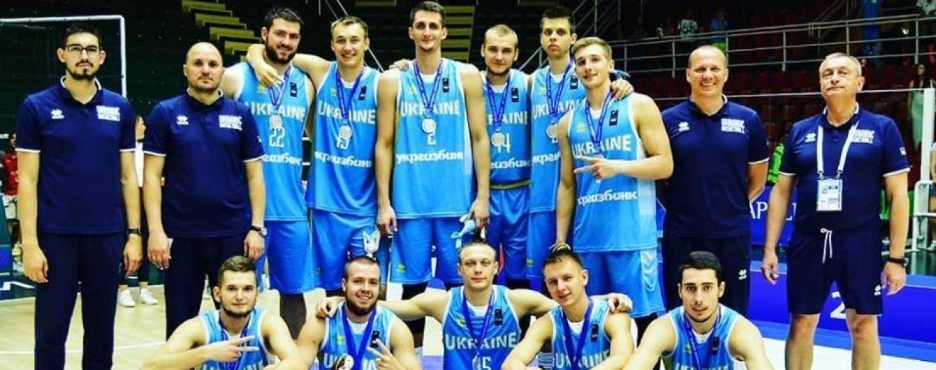 Баскетбольная сборная Украины взяла "серебро" Универсиады, повторив достижение 14-летней давности