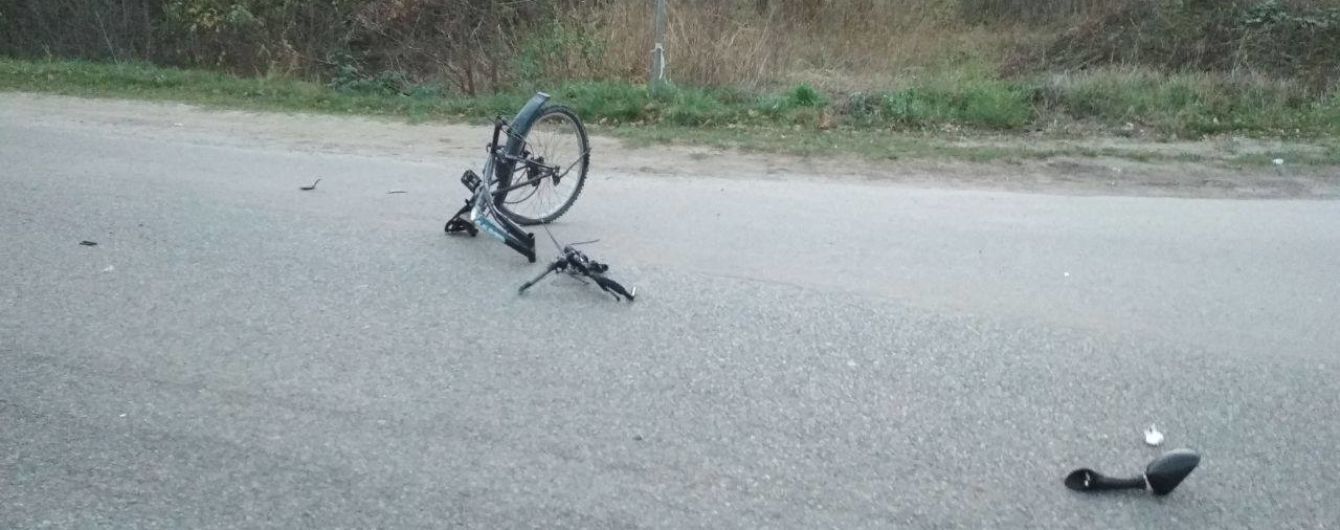 На трассе во Львовской области 43-летний мужчина сбил велосипедиста