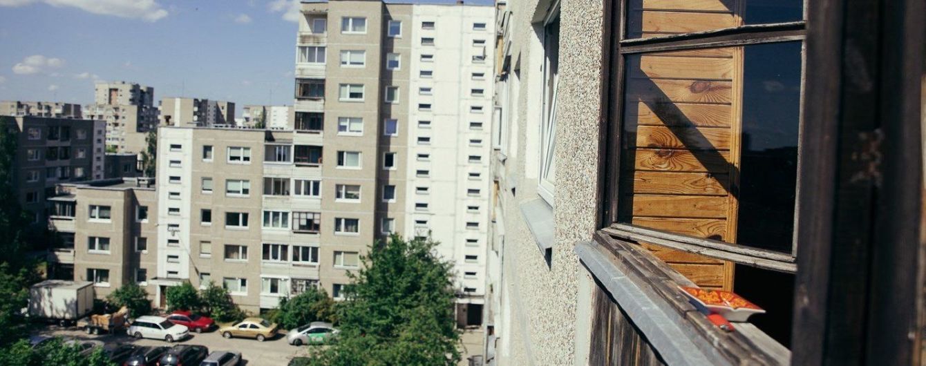 В Вильнюсе туристам предлагают арендовать жилье, где снимали сериал "Чернобыль"