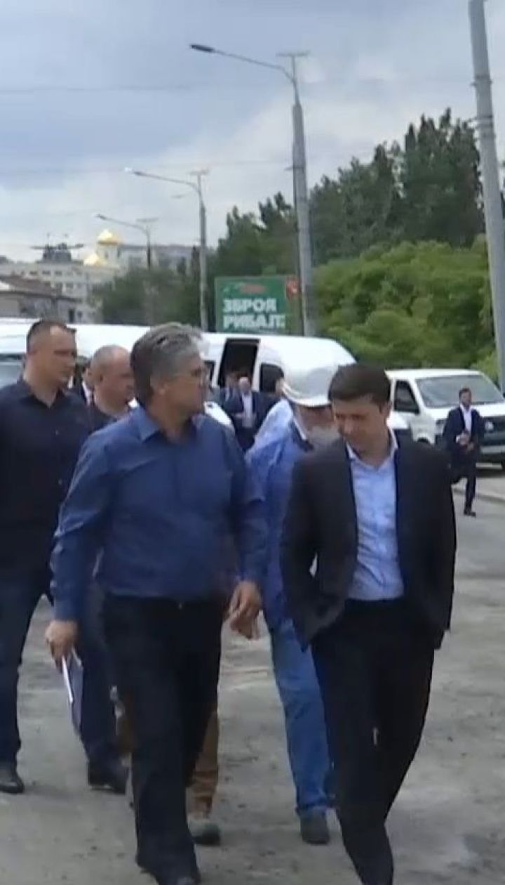Президент побився об заклад із очільником Дніпра щодо ремонту міського мосту