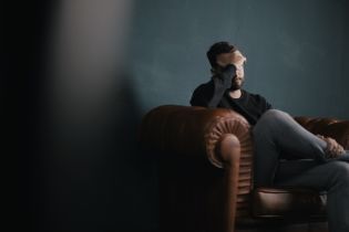 Потужна магнітна буря накриє планету. Що відчують люди
