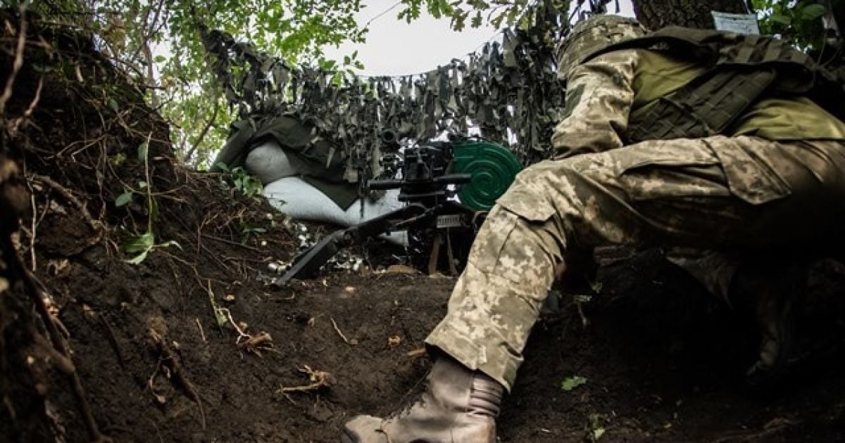 На Приазовье военные отбили атаку диверсионной группы и захватили российское оружие