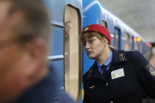 В Киеве "минировали" станции метро "Майдан Незалежности" и "Дворец спорта"