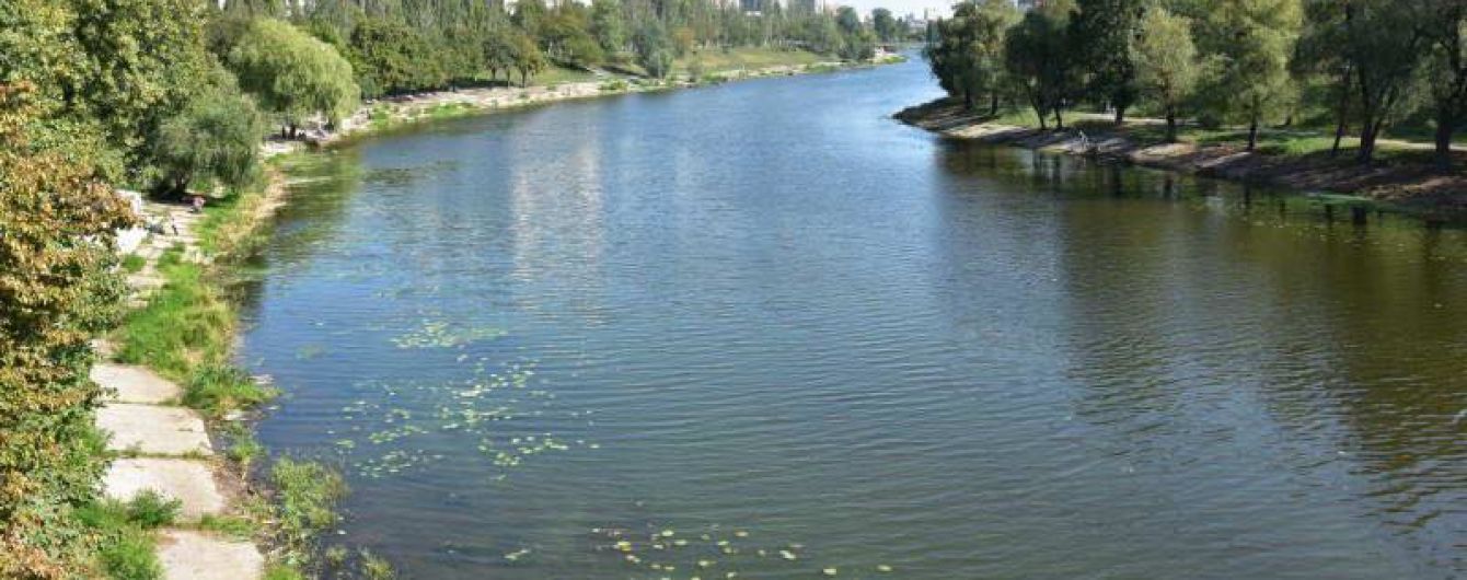 В Русановском канале Киева нашли тело мужчины