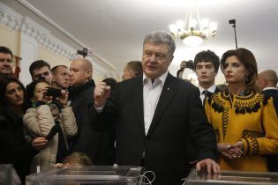 Богдан уговаривает Луценко арестовать имущество Порошенко - theБабель