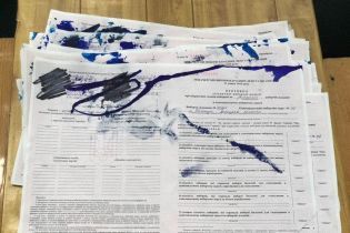 От 7 до 10 лет заключения. В Бахмуте выявили уже подписанные протоколы голосования