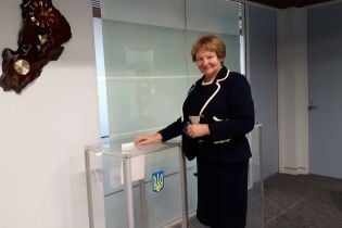 Украинцы Австралии первыми в мире начали голосование на парламентских выборах