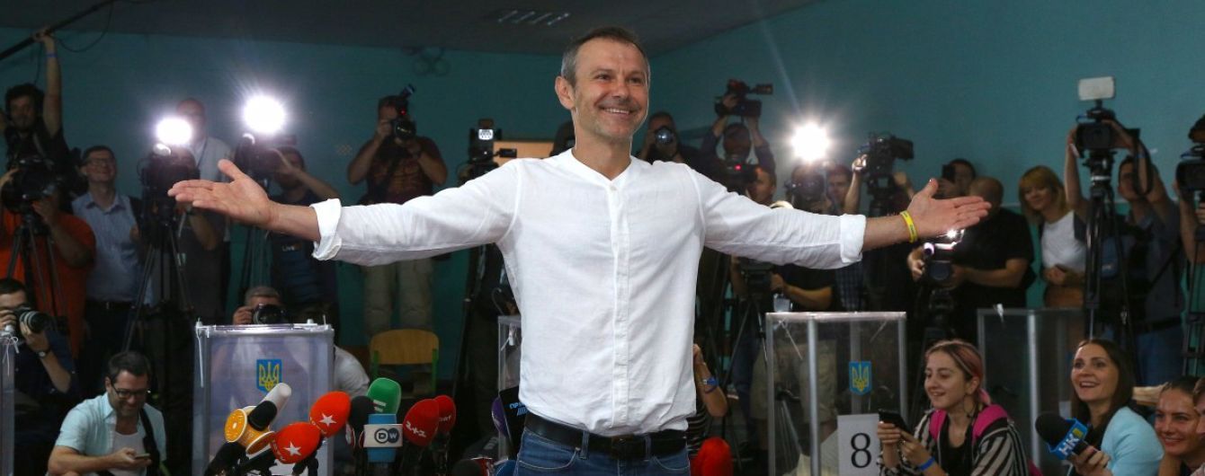 "Ідемо до Ради міняти правила". Вакарчук прокоментував результати виборів
