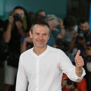 Отменить неприкосновенность и наказывать за кнопкодавство. "Голос" требует от Зеленского начать реформу Рады