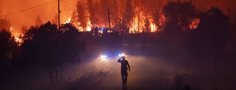 Тисячі вогнеборців борються з лісовими пожежами у Португалії