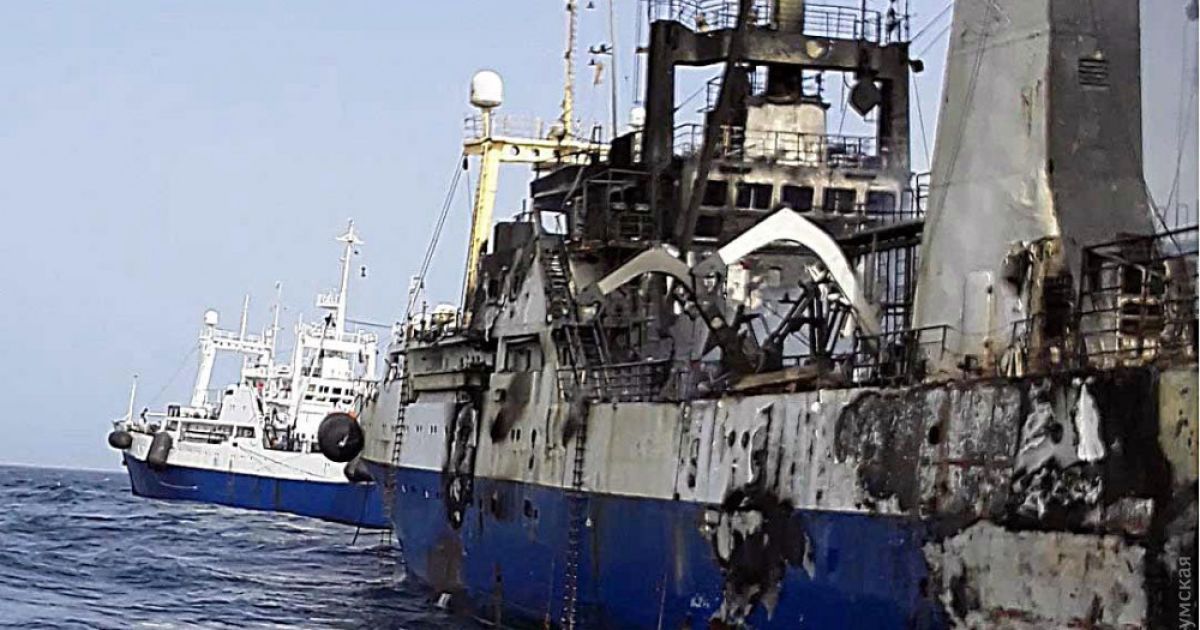 Мавританія відпустила українських моряків із затонулого біля її берегів судна