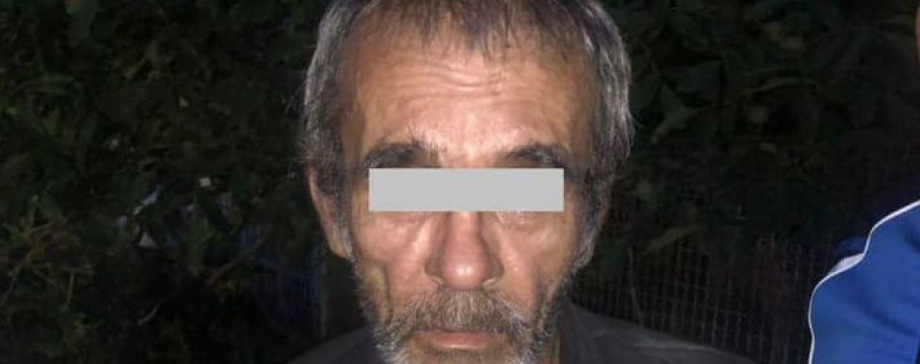 На Днепропетровщине неродной 65-летний дед всю ночь насиловал 13-летнюю девочку