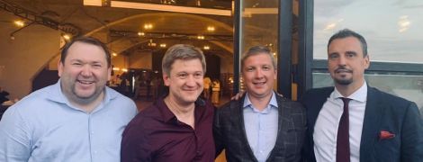 Політичний тролінг. Четверо "кандидатів у прем'єри" зробили спільне фото