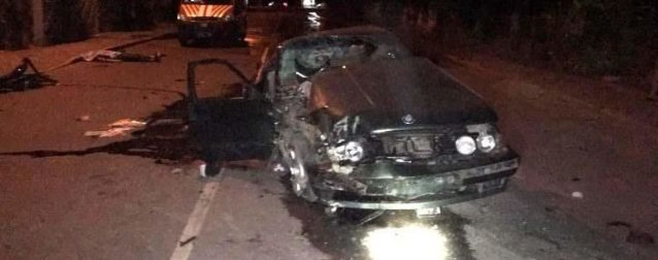 Один пассажир погиб и двое травмированы в пьяной аварии в Ровно