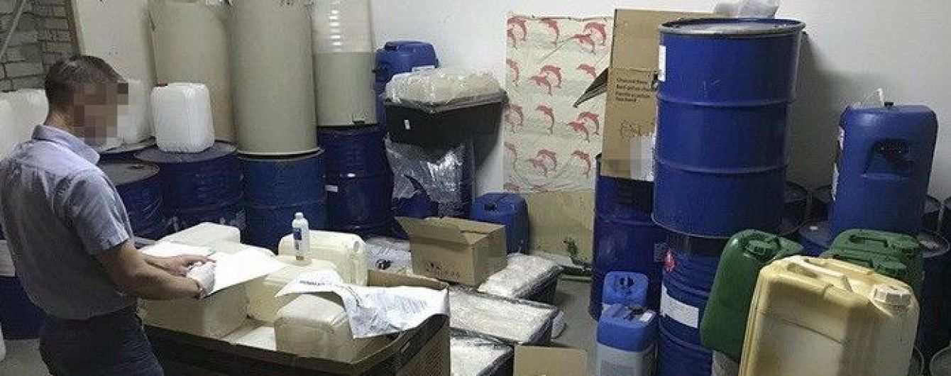 На Киевщине СБУ разоблачила лабораторию с наркотиками на 5 миллионов долларов