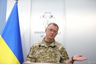 "Никакого двойного дна". Командующий ССО объяснил, почему не отдал честь Зеленскому на инаугурации