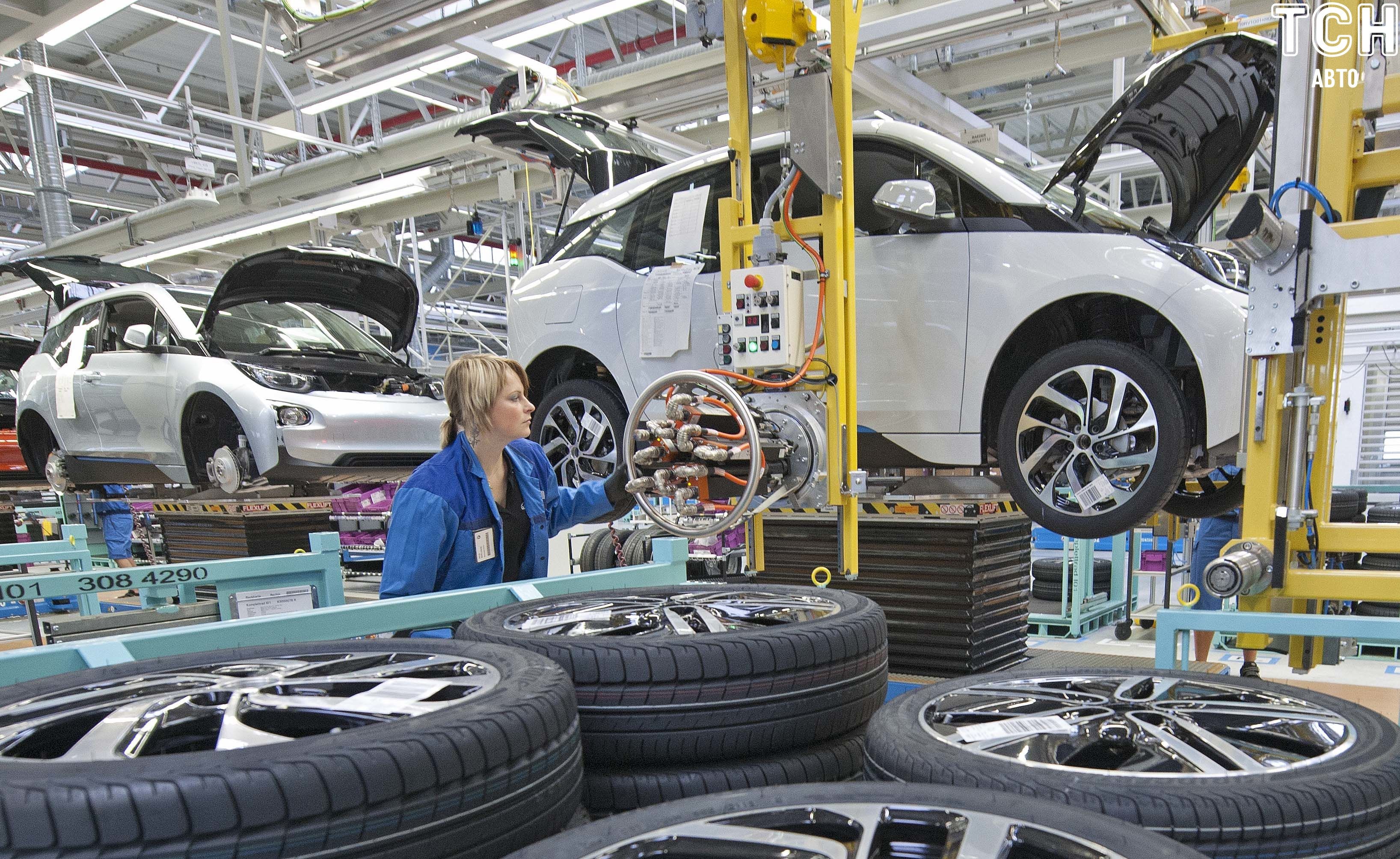 електрокари BMW i3, завод