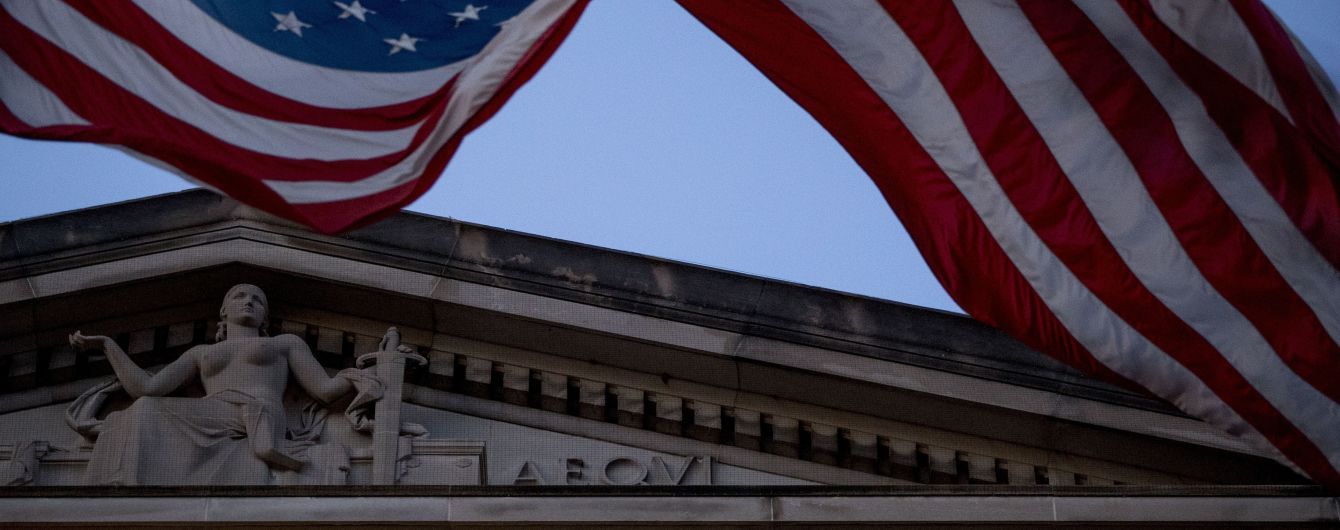 Новый глава британского МИД приветствовал введение санкций США против России